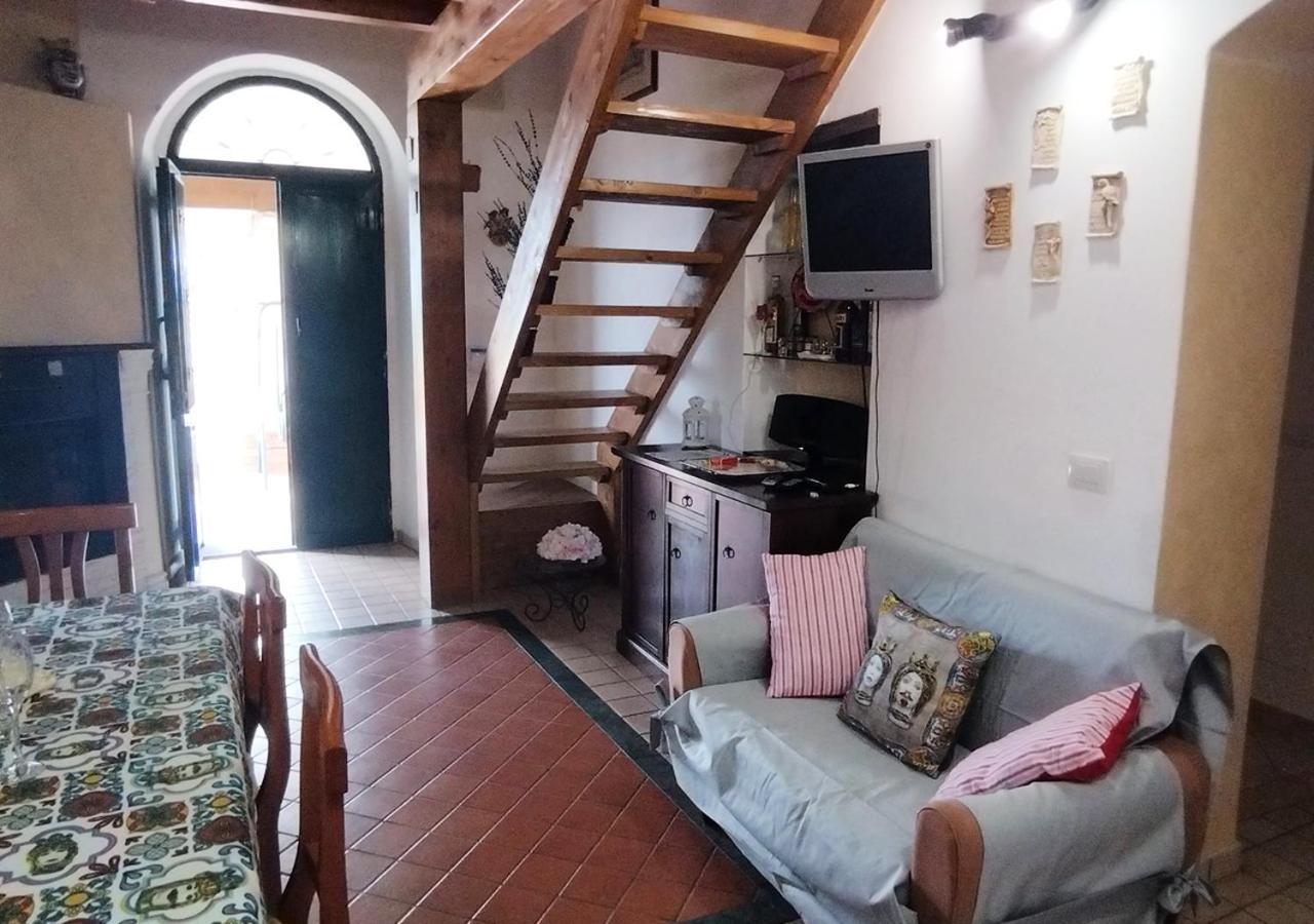 Peri Peri Guest House Mascali Kültér fotó